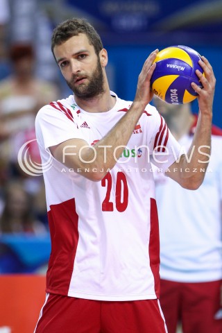  13.07.2016 KRAKOW <br />SIATKOWKA MEZCZYZN LIGA SWIATOWA 2016 TURNIEJ FINALOWY <br />FIVB VOLLEYBALL WORLD LEAGUE FINAL SIX 2016 <br />MECZ POLSKA - FRANCJA ( Poland - France ) <br />N/Z MATEUSZ MIKA SYLWETKA <br /> 