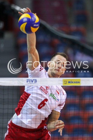  13.07.2016 KRAKOW <br />SIATKOWKA MEZCZYZN LIGA SWIATOWA 2016 TURNIEJ FINALOWY <br />FIVB VOLLEYBALL WORLD LEAGUE FINAL SIX 2016 <br />MECZ POLSKA - FRANCJA ( Poland - France ) <br />N/Z BARTOSZ KUREK SYLWETKA ATAK<br /> 