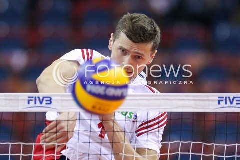  13.07.2016 KRAKOW <br />SIATKOWKA MEZCZYZN LIGA SWIATOWA 2016 TURNIEJ FINALOWY <br />FIVB VOLLEYBALL WORLD LEAGUE FINAL SIX 2016 <br />MECZ POLSKA - FRANCJA ( Poland - France ) <br />N/Z PIOTR NOWAKOWSKI SYLWETKA ATAK<br /> 