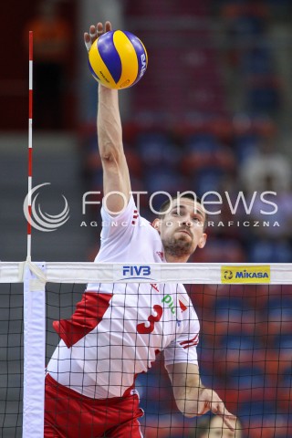  13.07.2016 KRAKOW <br />SIATKOWKA MEZCZYZN LIGA SWIATOWA 2016 TURNIEJ FINALOWY <br />FIVB VOLLEYBALL WORLD LEAGUE FINAL SIX 2016 <br />MECZ POLSKA - FRANCJA ( Poland - France ) <br />N/Z DAWID KONARSKI SYLWETKA ATAK<br /> 