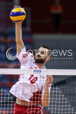  13.07.2016 KRAKOW <br />SIATKOWKA MEZCZYZN LIGA SWIATOWA 2016 TURNIEJ FINALOWY <br />FIVB VOLLEYBALL WORLD LEAGUE FINAL SIX 2016 <br />MECZ POLSKA - FRANCJA ( Poland - France ) <br />N/Z MARCIN MOZDZONEK SYLWETKA ATAK<br /> 