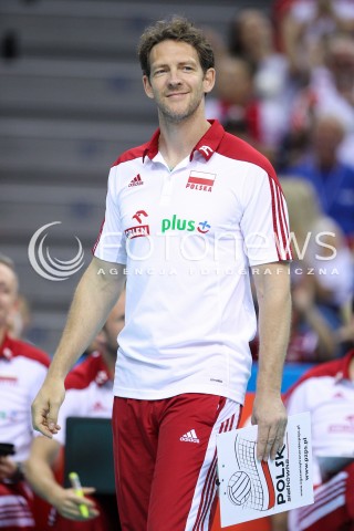  13.07.2016 KRAKOW <br />SIATKOWKA MEZCZYZN LIGA SWIATOWA 2016 TURNIEJ FINALOWY <br />FIVB VOLLEYBALL WORLD LEAGUE FINAL SIX 2016 <br />MECZ POLSKA - FRANCJA ( Poland - France ) <br />N/Z STEPHANE ANTIGA - I TRENER ( HEAD COACH ) RADOSC EMOCJE SYLWETKA <br /> 