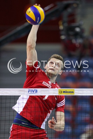  14.07.2016 KRAKOW <br />SIATKOWKA MEZCZYZN LIGA SWIATOWA 2016 TURNIEJ FINALOWY <br />FIVB VOLLEYBALL WORLD LEAGUE FINAL SIX 2016 <br />MECZ POLSKA - SERBIA ( Poland - Serbia ) <br />N/Z PIOTR NOWAKOWSKI SYLWETKA ATAK <br /> 