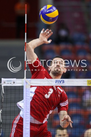  14.07.2016 KRAKOW <br />SIATKOWKA MEZCZYZN LIGA SWIATOWA 2016 TURNIEJ FINALOWY <br />FIVB VOLLEYBALL WORLD LEAGUE FINAL SIX 2016 <br />MECZ POLSKA - SERBIA ( Poland - Serbia ) <br />N/Z DAWID KONARSKI SYLWETKA ATAK <br /> 