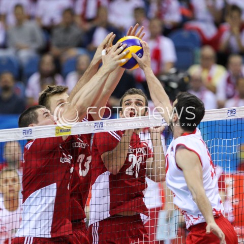  14.07.2016 KRAKOW <br />SIATKOWKA MEZCZYZN LIGA SWIATOWA 2016 TURNIEJ FINALOWY <br />FIVB VOLLEYBALL WORLD LEAGUE FINAL SIX 2016 <br />MECZ POLSKA - SERBIA ( Poland - Serbia ) <br />N/Z DAWID KONARSKI MATEUSZ BIENIEK RAFAL BUSZEK BLOK<br /> 