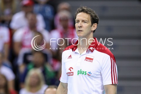  14.07.2016 KRAKOW <br />SIATKOWKA MEZCZYZN LIGA SWIATOWA 2016 TURNIEJ FINALOWY <br />FIVB VOLLEYBALL WORLD LEAGUE FINAL SIX 2016 <br />MECZ POLSKA - SERBIA ( Poland - Serbia ) <br />N/Z STEPHANE ANTIGA - I TRENER ( HEAD COACH ) SYLWETKA <br /> 