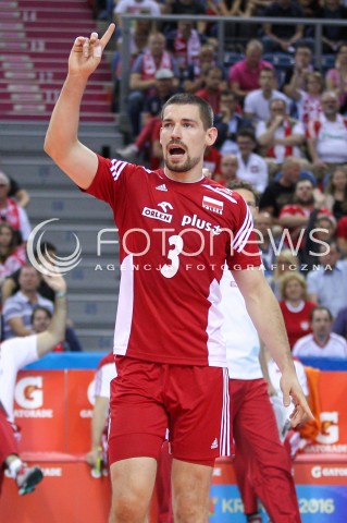  14.07.2016 KRAKOW <br />SIATKOWKA MEZCZYZN LIGA SWIATOWA 2016 TURNIEJ FINALOWY <br />FIVB VOLLEYBALL WORLD LEAGUE FINAL SIX 2016 <br />MECZ POLSKA - SERBIA ( Poland - Serbia ) <br />N/Z DAWID KONARSKI SYLWETKA RADOSC EMOCJE <br /> 