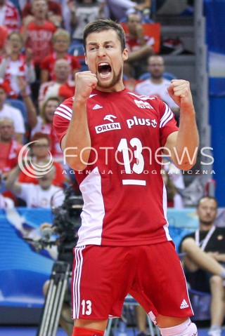  14.07.2016 KRAKOW <br />SIATKOWKA MEZCZYZN LIGA SWIATOWA 2016 TURNIEJ FINALOWY <br />FIVB VOLLEYBALL WORLD LEAGUE FINAL SIX 2016 <br />MECZ POLSKA - SERBIA ( Poland - Serbia ) <br />N/Z MICHAL KUBIAK RADOSC EMOCJE SYLWETKA <br /> 