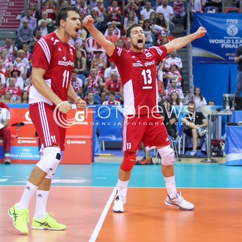  14.07.2016 KRAKOW <br />SIATKOWKA MEZCZYZN LIGA SWIATOWA 2016 TURNIEJ FINALOWY <br />FIVB VOLLEYBALL WORLD LEAGUE FINAL SIX 2016 <br />MECZ POLSKA - SERBIA ( Poland - Serbia ) <br />N/Z MICHAL KUBIAK SYLWETKA RADOSC EMOCJE FABIAN DRZYZGA <br /> 