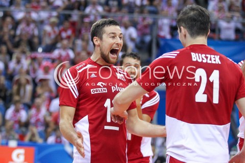  14.07.2016 KRAKOW <br />SIATKOWKA MEZCZYZN LIGA SWIATOWA 2016 TURNIEJ FINALOWY <br />FIVB VOLLEYBALL WORLD LEAGUE FINAL SIX 2016 <br />MECZ POLSKA - SERBIA ( Poland - Serbia ) <br />N/Z MICHAL KUBIAK RAFAL BUSZEK RADOSC EMOCJE <br /> 