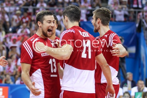  14.07.2016 KRAKOW <br />SIATKOWKA MEZCZYZN LIGA SWIATOWA 2016 TURNIEJ FINALOWY <br />FIVB VOLLEYBALL WORLD LEAGUE FINAL SIX 2016 <br />MECZ POLSKA - SERBIA ( Poland - Serbia ) <br />N/Z MICHAL KUBIAK RAFAL BUSZEK RADOSC EMOCJE <br /> 