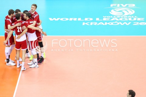  14.07.2016 KRAKOW <br />SIATKOWKA MEZCZYZN LIGA SWIATOWA 2016 TURNIEJ FINALOWY <br />FIVB VOLLEYBALL WORLD LEAGUE FINAL SIX 2016 <br />MECZ POLSKA - SERBIA ( Poland - Serbia ) <br />N/Z ZDJECIE ILUSTRACYJNE ILUSTRANT RADOSC SIATKARZY REPREZENTACJI POLSKI EMOCJE MATEUSZ BIENIEK <br /> 