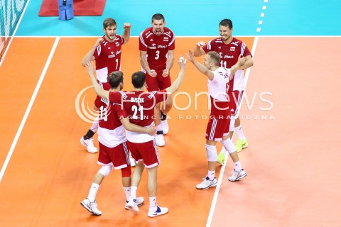  14.07.2016 KRAKOW <br />SIATKOWKA MEZCZYZN LIGA SWIATOWA 2016 TURNIEJ FINALOWY <br />FIVB VOLLEYBALL WORLD LEAGUE FINAL SIX 2016 <br />MECZ POLSKA - SERBIA ( Poland - Serbia ) <br />N/Z DAWID KONARSKI FABIAN DRZYZGA KAROL KLOS PAWEL ZATORSKI RAFAL BUSZEK MICHAL KUBIAK RADOSC EMOCJE <br /> 