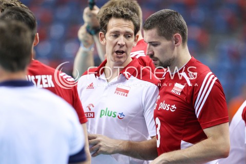  14.07.2016 KRAKOW <br />SIATKOWKA MEZCZYZN LIGA SWIATOWA 2016 TURNIEJ FINALOWY <br />FIVB VOLLEYBALL WORLD LEAGUE FINAL SIX 2016 <br />MECZ POLSKA - SERBIA ( Poland - Serbia ) <br />N/Z STEPHANE ANTIGA - I TRENER ( HEAD COACH ) DAWID KONARSKI <br /> 