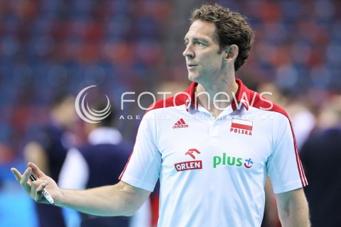  14.07.2016 KRAKOW <br />SIATKOWKA MEZCZYZN LIGA SWIATOWA 2016 TURNIEJ FINALOWY <br />FIVB VOLLEYBALL WORLD LEAGUE FINAL SIX 2016 <br />MECZ POLSKA - SERBIA ( Poland - Serbia ) <br />N/Z STEPHANE ANTIGA - I TRENER ( HEAD COACH ) SYLWETKA <br /> 