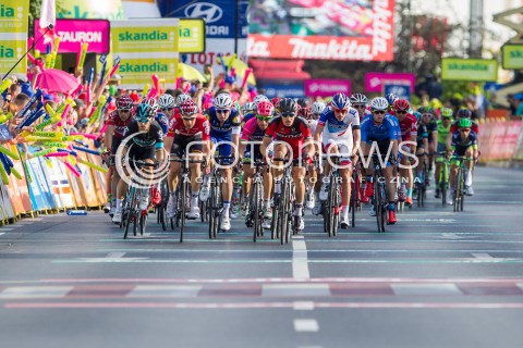  15.07.2016 RZESZOW <br />71. TOUR DE POLOGNE - ETAP IV <br />META W RZESZOWIE <br />N/Z WJAZD KOLARZY NA PETLE<br /> 