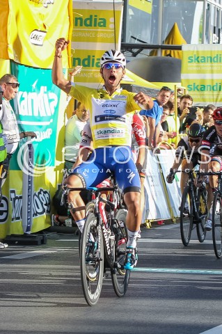  15.07.2016 RZESZOW <br />71. TOUR DE POLOGNE - ETAP IV <br />META W RZESZOWIE <br />N/Z FERNANDO GAVIRIA RADOSC WYGRANA ZWYCIESTWO SYLWETKA RADOSC EMOCJE<br /> 