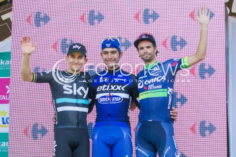  15.07.2016 RZESZOW <br />71. TOUR DE POLOGNE - ETAP IV <br />META W RZESZOWIE <br />N/Z FERNANDO GAVIRIA ( I MIEJSCE ) LUKA MEZGEC ( II MIEJSCE ) MICHAL KWIATKOWSKI ( III MIEJSCE ) PODIUM RADOSC<br /> 