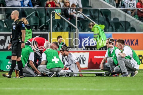  16.07.2016 WARSZAWA PILKA NOZNA <br />FOOTBALL EKSTRAKLASA STADION LEGII<br />MECZ LEGIA WARSZAWA - JAGIELLONIA BIALYSTOK<br />N/Z NOSZE KONTUZJA BOL URAZ BARTOSZ BERESZYNSKI<br /> 