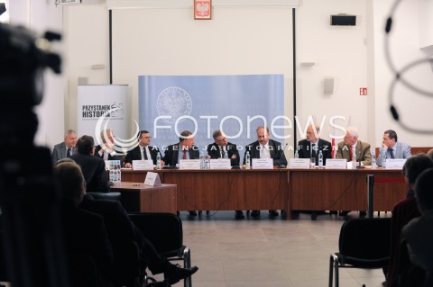  18.07.2016 WARSZAWA<br />PUBLICZNE PRZESLUCHANIE KANDYDATOW NA STANOWISKO PREZESA IPN <br />N/Z KOMISJA KOLEGIUM INSTYTUTU PAMIECI NARODOWEJ<br /> 