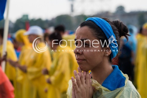  26.07.2016 KRAKOW<br /> UROCZYSTA MSZA INAUGURUJACA SWIATOWE DNI MLODZIEZY W POLSCE<br /> N/Z UCZESTNICY<br />  