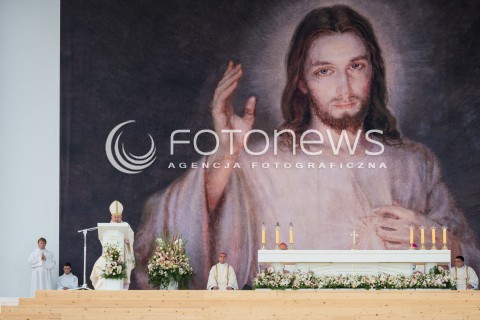  26.07.2016 KRAKOW<br /> UROCZYSTA MSZA INAUGURUJACA SWIATOWE DNI MLODZIEZY W POLSCE<br /> N/Z MSZA SWIETA KARDYNAL STANISLAW DZIWISZ<br />  