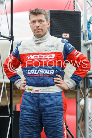  06.08.2016 RZESZOW<br />25. RAJD RZESZOWSKI<br />META I DEKORACJA ZAWODNIKOW<br />N/Z GRZEGORZ GRZYB<br /> 