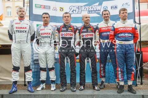  06.08.2016 RZESZOW<br />25. RAJD RZESZOWSKI<br />META I DEKORACJA ZAWODNIKOW<br />N/Z XAVIER PANSERI BRYAN BOUFFIER JAROSLAW BARAN KAJETAN KAJETANOWICZ ROBERT HUNDLA GRZEGORZ GRZYB<br /> 