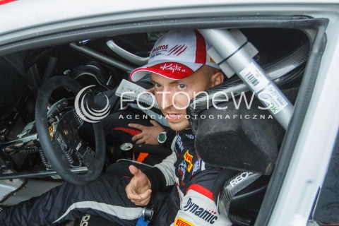  06.08.2016 RZESZOW<br />25. RAJD RZESZOWSKI<br />META I DEKORACJA ZAWODNIKOW<br />N/Z KAJETAN KAJETANOWICZ<br /> 