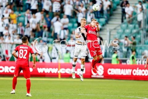  07.08.2016 WARSZAWA PILKA NOZNA <br />FOOTBALL EKSTRAKLASA STADION LEGII<br />MECZ LEGIA WARSZAWA - PIAST GLIWICE<br />N/Z IGOR LEWCZUK BARTOSZ SZELIGA <br /> 