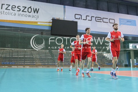  09.08.2016 RZESZOW<br />PIERWSZY W SEZONIE TRENING SIATKARZY ASSECO RESOVII RZESZOW<br />N/Z JOCHEN SCHOPS DAWID DRYJA DOMINIK DEPOWSKI <br /> 