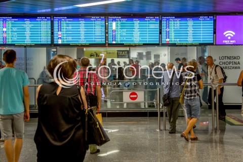  28.07.2016 WARSZAWA OKECIE<br />
LOTNISKO IM. FRYDERYKA CHOPINA<br />
N/Z HALA PRZYLOTOW<br />
 