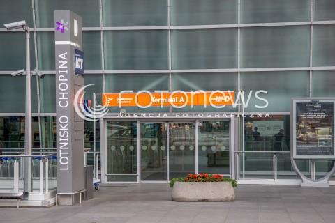  28.07.2016 WARSZAWA OKECIE<br />
LOTNISKO IM. FRYDERYKA CHOPINA<br />
N/Z TERMINAL A ODLOTOW<br />
 