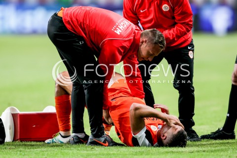  18.09.2016 WARSZAWA PILKA NOZNA <br />FOOTBALL EKSTRAKLASA STADION LEGII<br />MECZ LEGIA WARSZAWA - ZAGLEBIE LUBIN<br />N/Z URAZ BOL KONTUZJA JAKUB TOSIK<br /> 