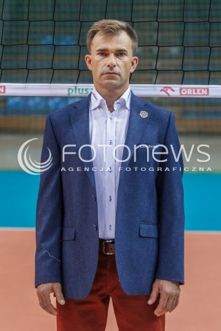  20.09.2016 RZESZOW <br />SESJA ZDJECIOWA SIATKARZY ASSECO RESOVIA<br />SEZON 2016/2017<br />N/Z JACEK RUSIN - FIZJOTERAPEUTA<br /> 