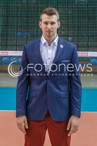  20.09.2016 RZESZOW <br />SESJA ZDJECIOWA SIATKARZY ASSECO RESOVIA<br />SEZON 2016/2017<br />N/Z MATEUSZ PRZYSTAS - FIZJOTERAPEUTA<br /> 