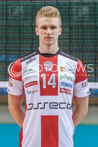  20.09.2016 RZESZOW <br />SESJA ZDJECIOWA SIATKARZY ASSECO RESOVIA<br />SEZON 2016/2017<br />N/Z DOMINIK DEPOWSKI <br /> 