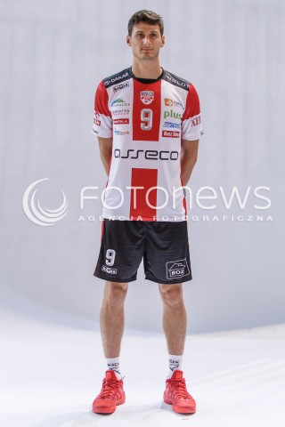  20.09.2016 RZESZOW <br />SESJA ZDJECIOWA SIATKARZY ASSECO RESOVIA<br />SEZON 2016/2017<br />N/Z THIBAULT ROSSARD <br /> 