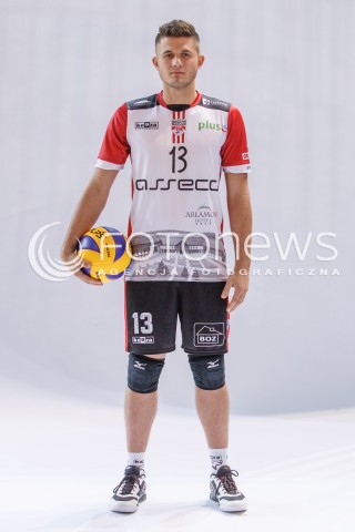  20.09.2016 RZESZOW <br />SESJA ZDJECIOWA SIATKARZY ASSECO RESOVIA<br />SEZON 2016/2017<br />N/Z MATEUSZ MASLOWSKI <br /> 