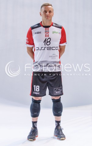  20.09.2016 RZESZOW <br />SESJA ZDJECIOWA SIATKARZY ASSECO RESOVIA<br />SEZON 2016/2017<br />N/Z DAMIAN WOJTASZEK <br /> 