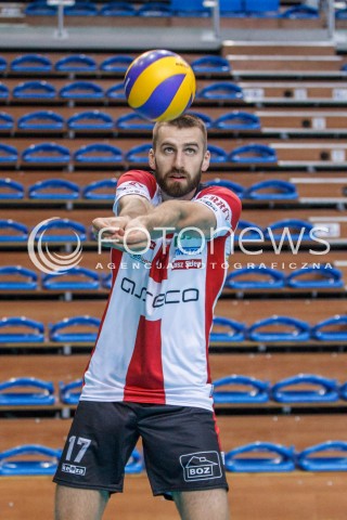  20.09.2016 RZESZOW <br />SESJA ZDJECIOWA SIATKARZY ASSECO RESOVIA<br />SEZON 2016/2017<br />N/Z MARCIN MOZDZONEK <br /> 