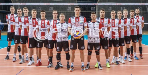  20.09.2016 RZESZOW <br />SESJA ZDJECIOWA SIATKARZY ASSECO RESOVIA<br />SEZON 2016/2017<br />N/Z OD LEWEJ: BARTLOMIEJ LEMANSKI GAVIN SCHMITT PIOTR NOWAKOWSKI JOHN GORDON PERRIN THIBAULT ROSSARD MARKO IVOVIC DAMIAN WOJTASZEK JOCHEN SCHOPS MATEUSZ MASLOWSKI FABIAN DRZYZGA LUKAS TICHACEK FREDERIC WINTERS DOMINIK DEPOWSKI DAWID DRYJA MARCIN MOZDZONEK <br /> 