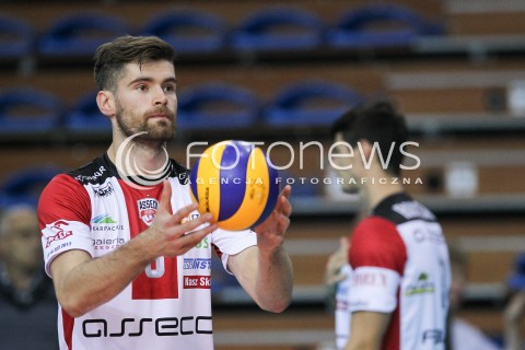  23.09.2016 RZESZOW <br />SIATKOWKA SEZON 2016/2017 MEN VOLLEYBALL <br />MECZ TOWARZYSKI<br />MECZ ASSECO RESOVIA RZESZOW - JASTRZEBSKI WEGIEL <br />N/Z DAWID DRYJA SYLWETKA <br /> 