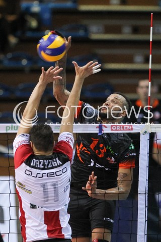  23.09.2016 RZESZOW <br />SIATKOWKA SEZON 2016/2017 MEN VOLLEYBALL <br />MECZ TOWARZYSKI<br />MECZ ASSECO RESOVIA RZESZOW - JASTRZEBSKI WEGIEL <br />N/Z HIDALGO SALVADOR OLIVA <br /> 