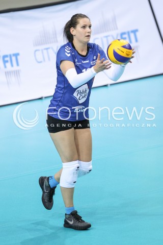  01.10.2016 RZESZOW <br />SIATKOWKA SEZON 2016/2017 WOMEN VOLLEYBALL <br />IV TURNIEJ O PUCHAR FIRMY DEVELOPRES<br />MECZ DEVELOPRES RZESZOW - MUSZYNIANKA ENEA MUSZYNA<br />N/Z ALEKSANDRA WOJCIK SYLWETKA <br /> 