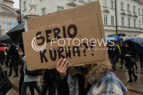 Czarny protest w Warszawie