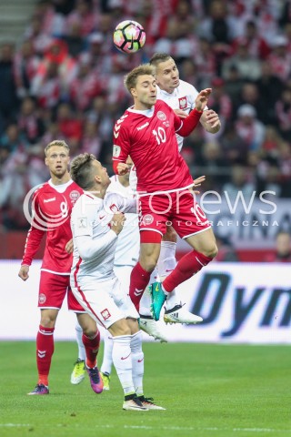  08.10.2016 WARSZAWA PILKA NOZNA <br />FOOTBALL POLISH ELIMINACJE MS 2018<br />MECZ POLSKA - DANIA NA STADIONIE NARODOWYM<br />N/Z CHRISTIAN ERIKSEN ARTUR JEDRZEJCZYK <br /> 