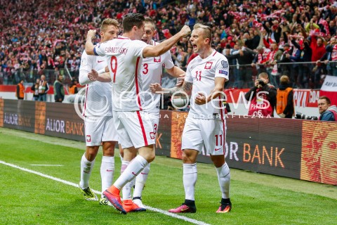  08.10.2016 WARSZAWA PILKA NOZNA <br />FOOTBALL POLISH ELIMINACJE MS 2018<br />MECZ POLSKA - DANIA NA STADIONIE NARODOWYM<br />N/Z RADOSC BRAMKA GOL ROBERT LEWANDOWSKI  KAMIL GROSICKI ARTUR JEDRZEJCZYK <br /> 