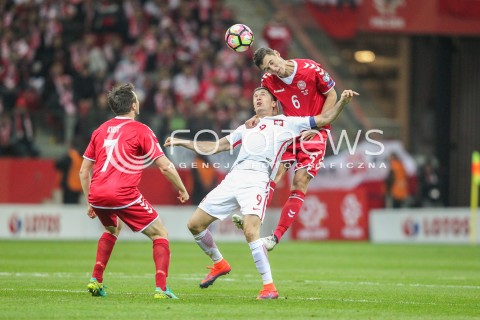  08.10.2016 WARSZAWA PILKA NOZNA <br />FOOTBALL POLISH ELIMINACJE MS 2018<br />MECZ POLSKA - DANIA NA STADIONIE NARODOWYM<br />N/Z ROBERT LEWANDOWSKI  ANDREAS CHRISTENSEN <br /> 