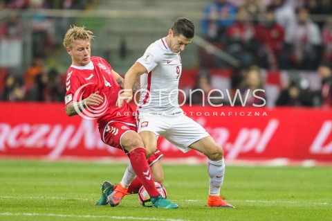  08.10.2016 WARSZAWA PILKA NOZNA <br />FOOTBALL POLISH ELIMINACJE MS 2018<br />MECZ POLSKA - DANIA NA STADIONIE NARODOWYM<br />N/Z ROBERT LEWANDOWSKI  SIMON KJAER <br /> 